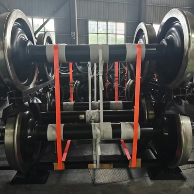 ชุดล้อรถไฟฟ้า 840 มม สําหรับรถคัน 22.9T/25T ชุดล้อรถคันบรรทุกแกน